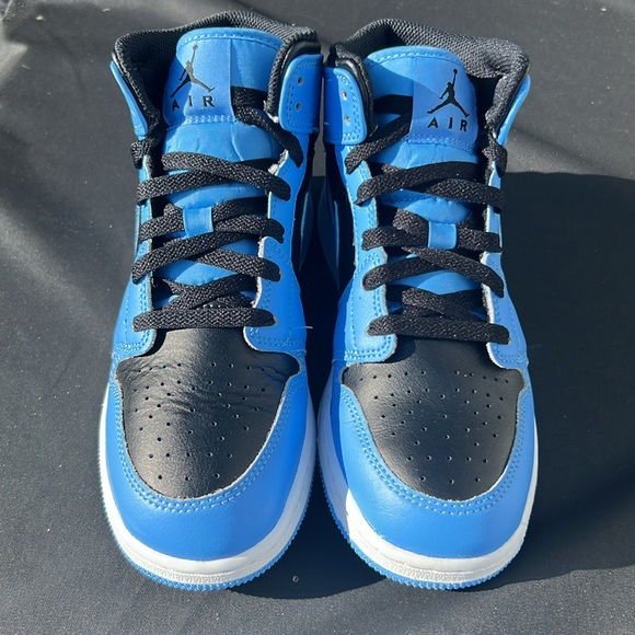 Air Jordan 1 Mid University Blue Black sz 6Y - Picture 3 of 5